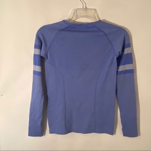 Ivivva lululemon Sz 12 blue Fly tech Thumbhole - Picture 3 of 9